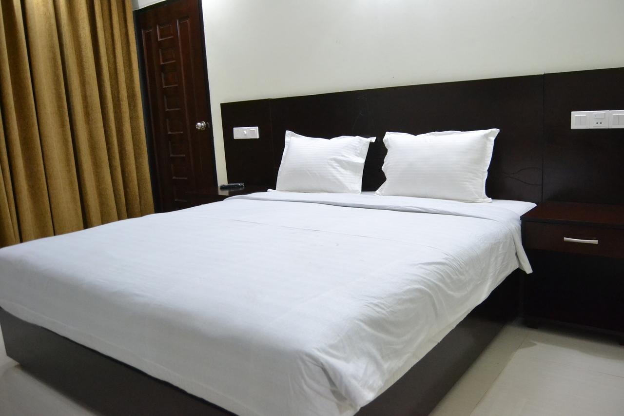 Hotel Sea Uttara Кокс Базар Екстериор снимка