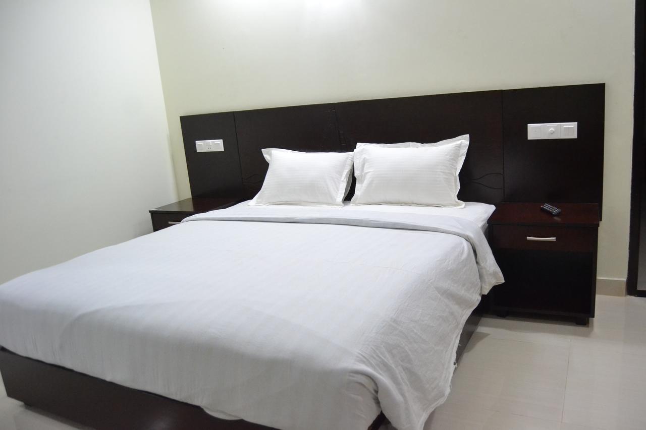 Hotel Sea Uttara Кокс Базар Екстериор снимка