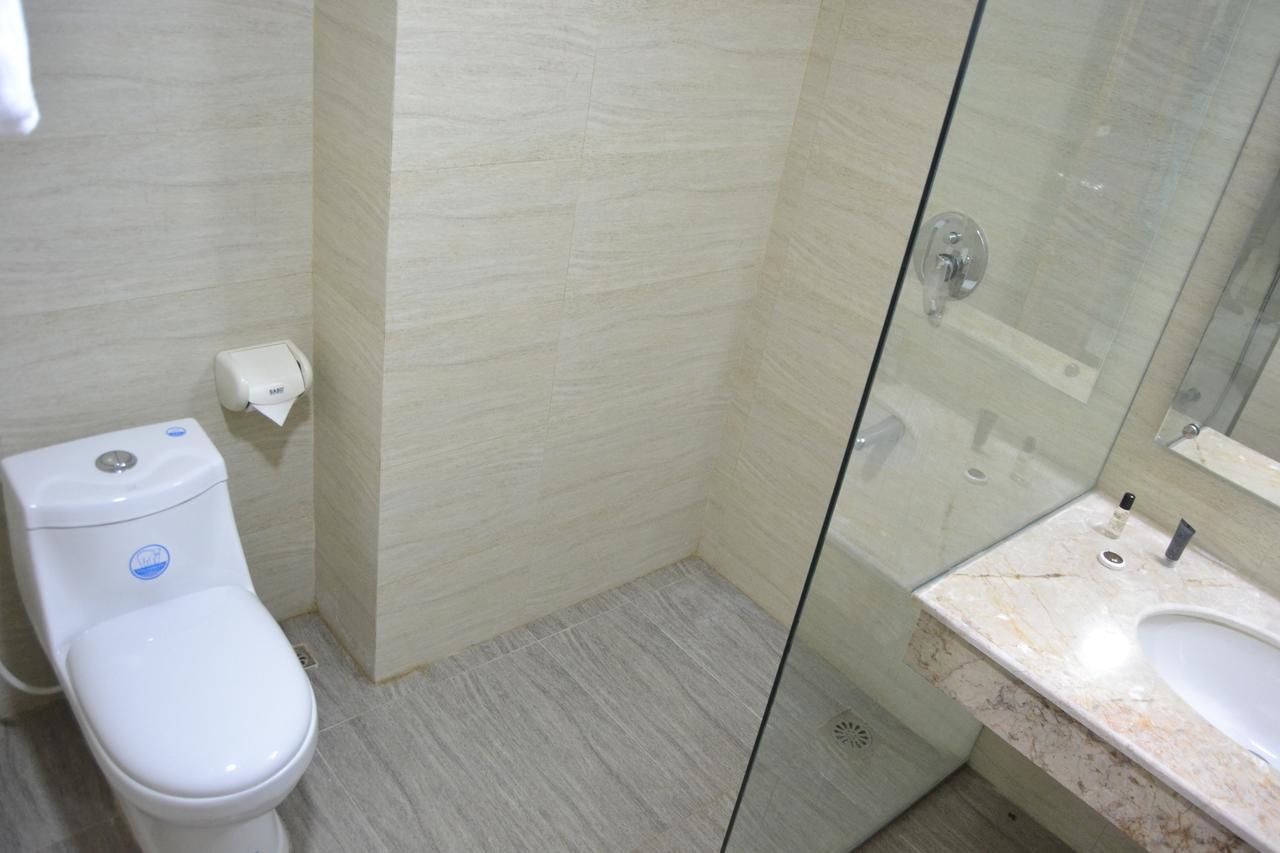 Hotel Sea Uttara Кокс Базар Екстериор снимка